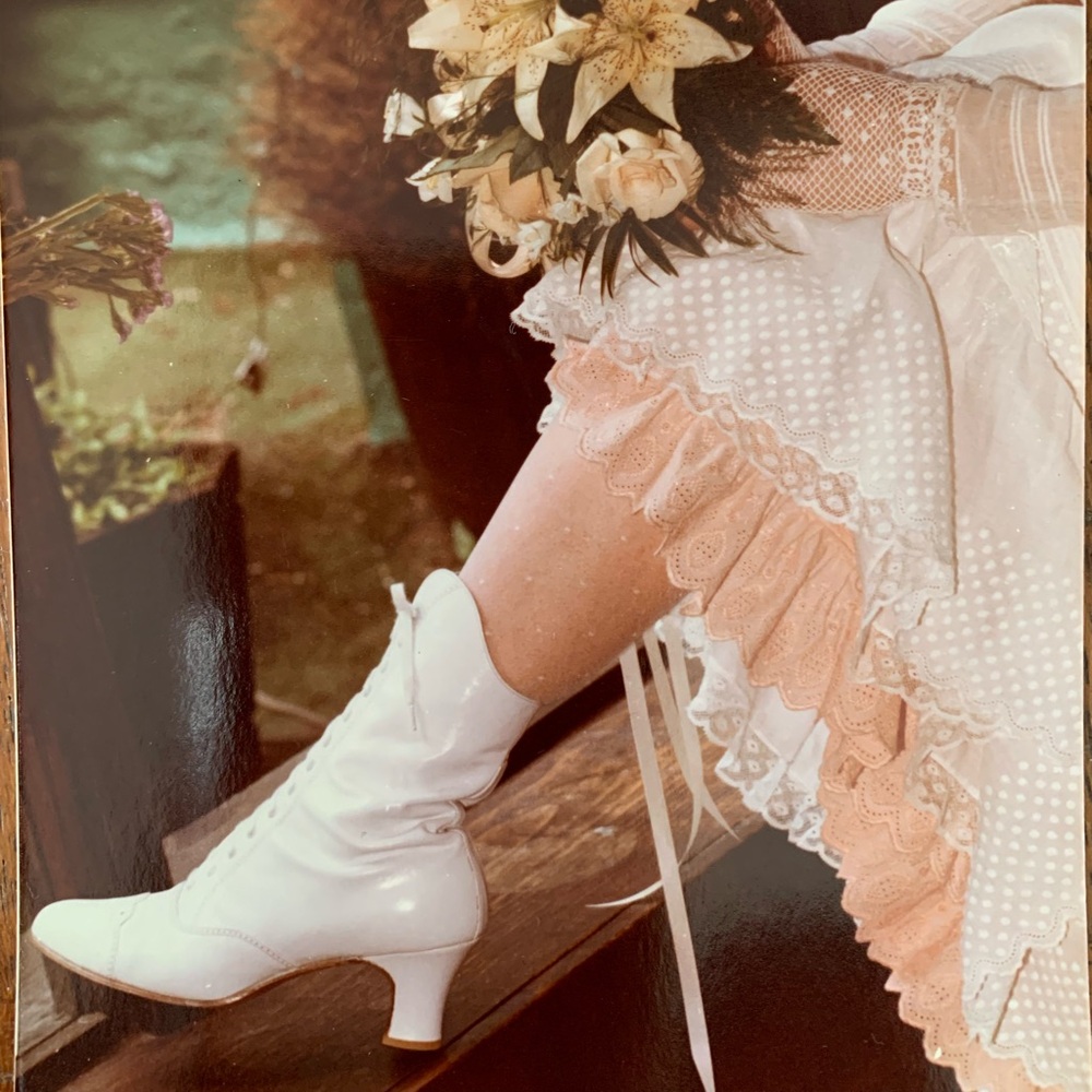 White leather Lace-Up Women's Boots size 9-9 1/2 - Picture 6 of 7